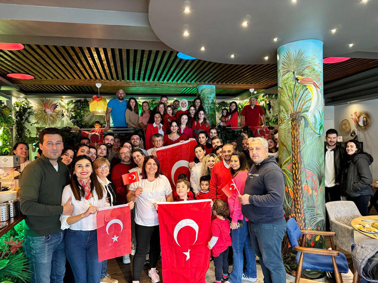 Avrupa’da Cumhuriyet coşkusu