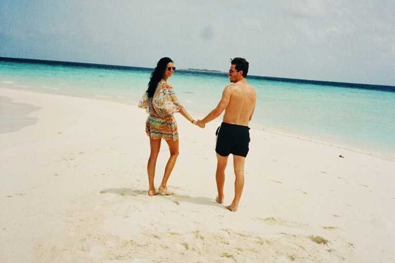 Büyük aşkta mutlu son Ünlü çift nişanlandı