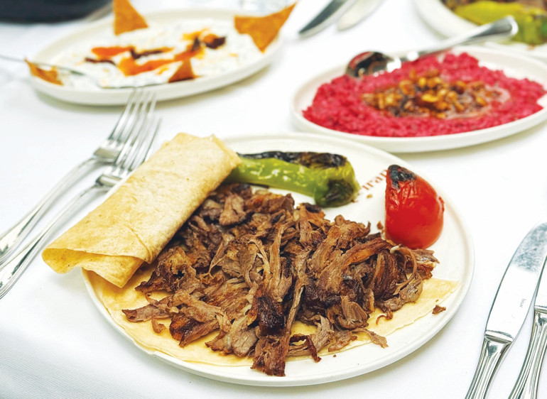 Gastronomi kazanında kaynayanlar