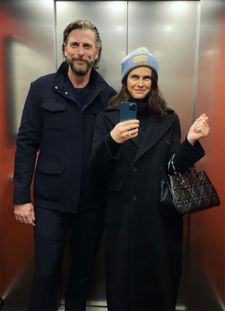 İlk bebeğini daha sarılamadan kaybetmişti: Güzel gözlü yıldızın hayali gerçek oldu: O artık bir anne