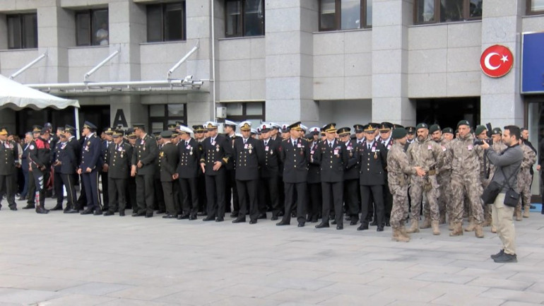 İETT otobüsünün çarptığı şehit polise Emniyette tören