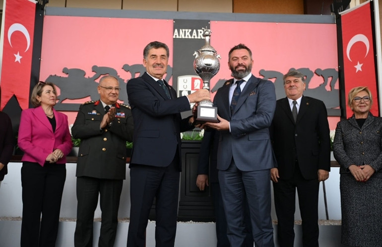 Cumhuriyet coşkusu Tay TV’de