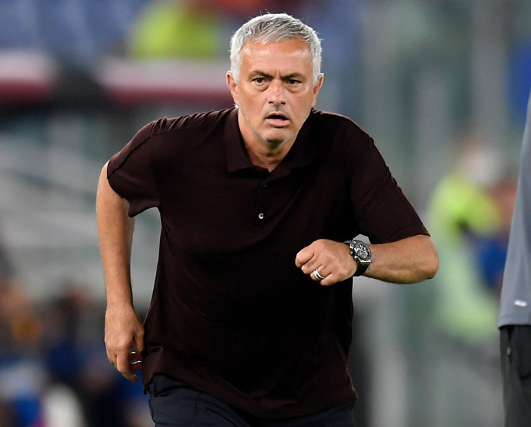 Futbolun en sansasyonel karakteri Mourinho: Bazen ağlattı bazen susturdu bazen çıldırttı