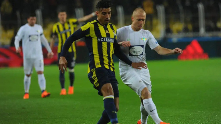 Süper Ligin eski yıldızından Okan Buruk ve kupa iddiası: Fenerbahçeyi unutamıyorum | Beşiktaş iki isme dikkat etsin | Bu sezonun şampiyonu...