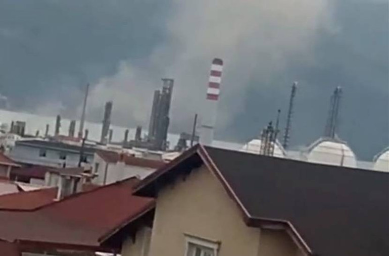 İzmitte TÜPRAŞ rafinerisinde patlama TÜPRAŞtan açıklama: 12 işçi hafif şekilde yaralandı