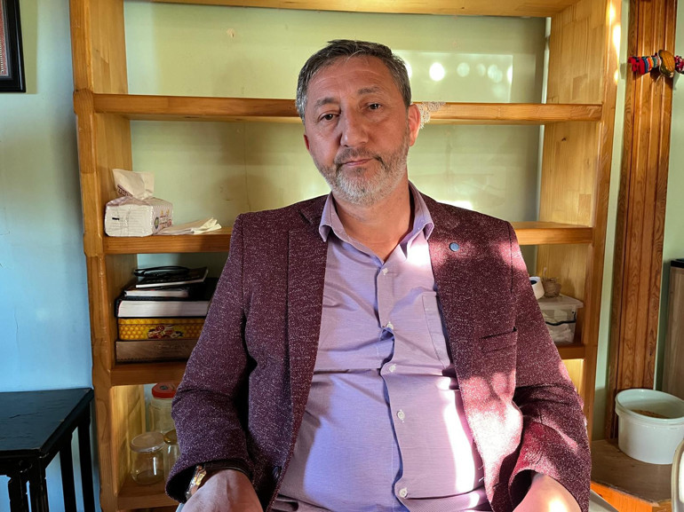 Halk otobüsünde açık kapıdan düşen adam 38 gün sonra hayatını kaybetti