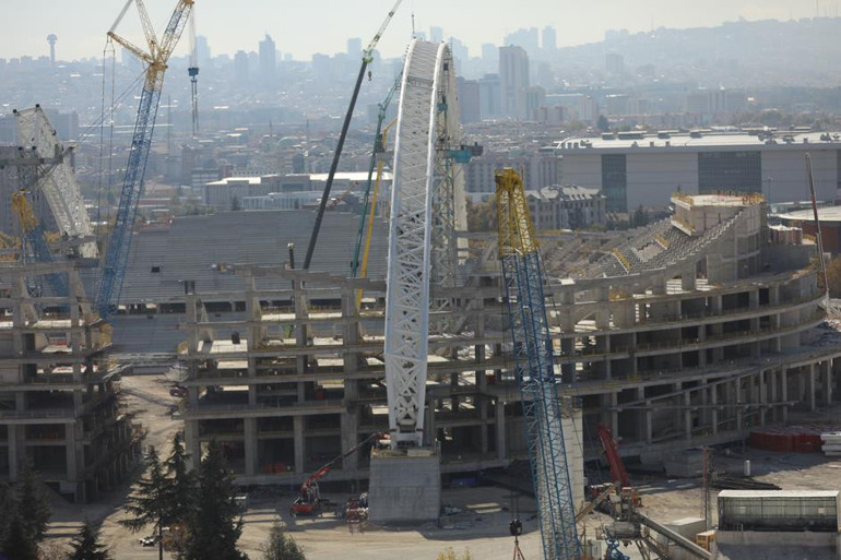 Yeni stadyumda hedef ekim 2025