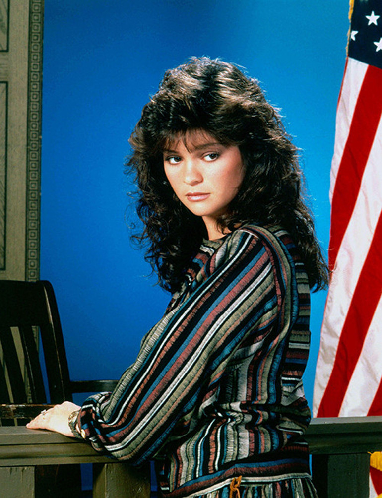 Yıllardır aradığı sevgiliyi bulduğunu sanmıştı... Ünlü yıldızın yüzü yine gülmedi... Bu aşkın sonu da hüsran oldu