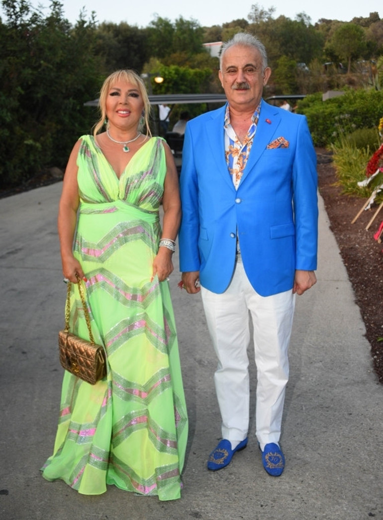 Safiye Soyman hayat arkadaşı Faik Öztürkle neden evlenmediğini anlattı