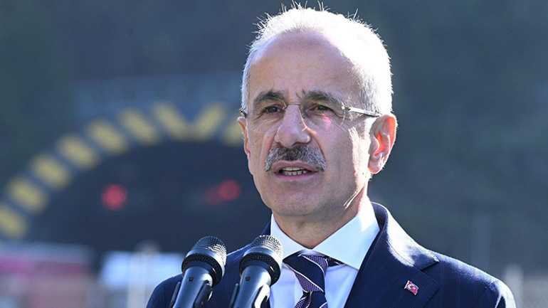 Antalya Müzesi dile gelse “Yıkın beni” der