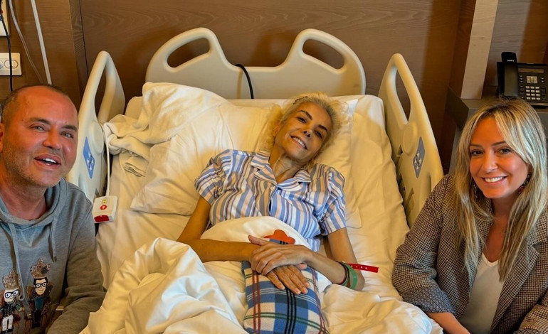 Son dakika... Acı haber geldi... Tanyeli 54 yaşında vefat etti... Biricik annem yaşam mücadelesini kaybetti
