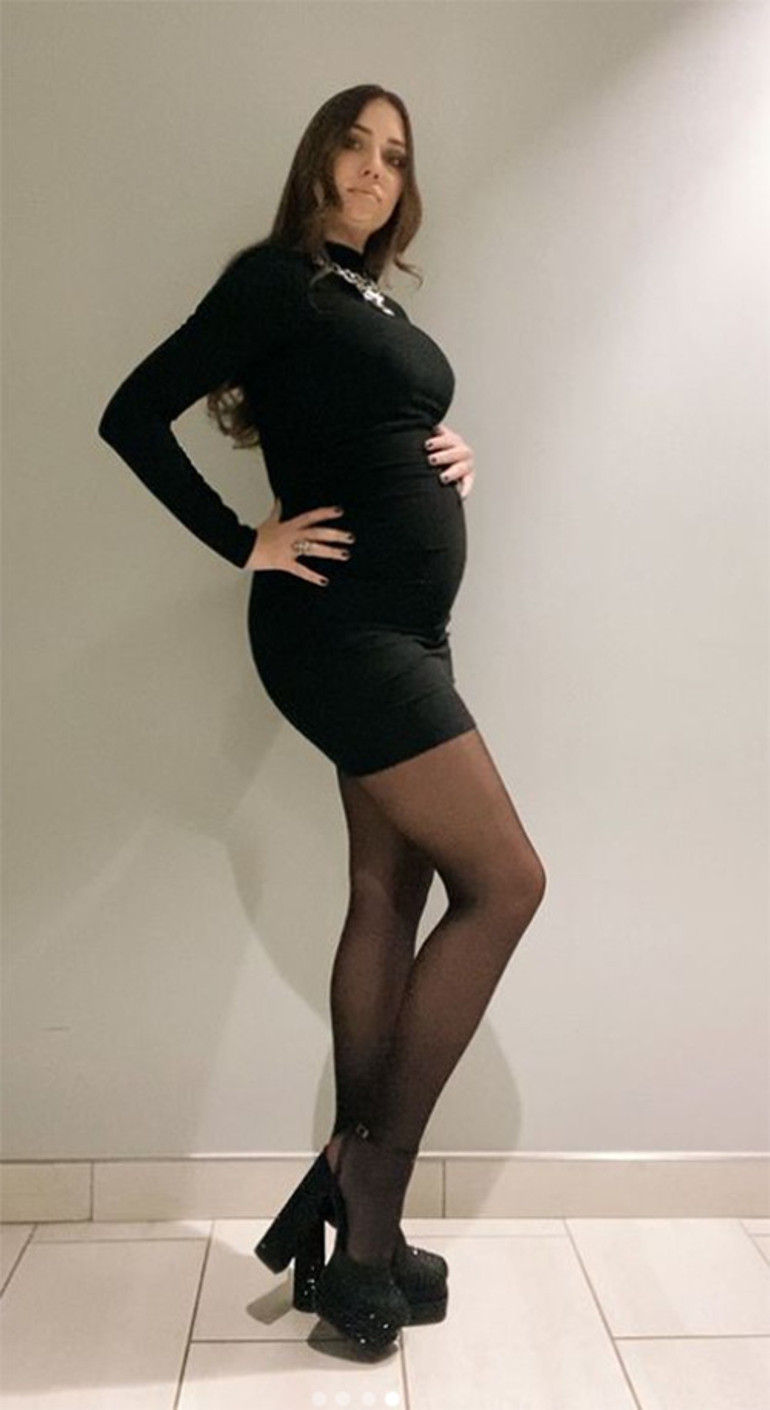 40 yıllık evli ünlü çifte yeni torun geliyor: Büyük sürprizi en sona sakladı