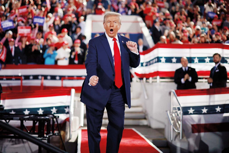 Teknoloji liderleri Başkan Trump’ı bağrına bastı