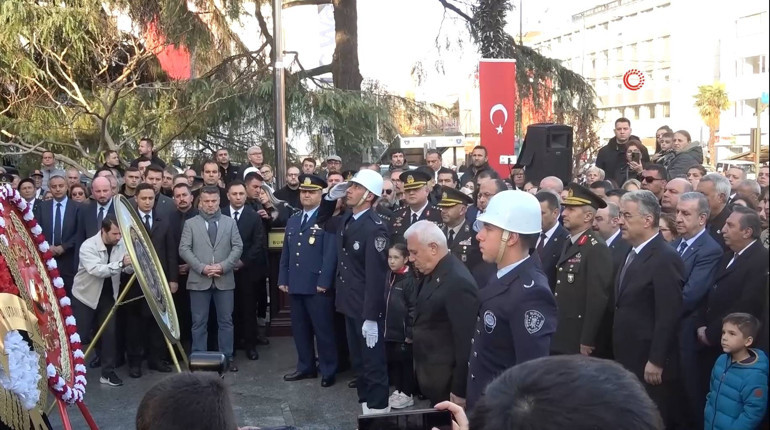 Atatürkün ebediyete intikalinin 86. yılı: Saat 09:05te hayat durdu