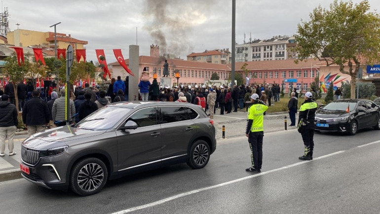 Atatürkün ebediyete intikalinin 86. yılı: Saat 09:05te hayat durdu