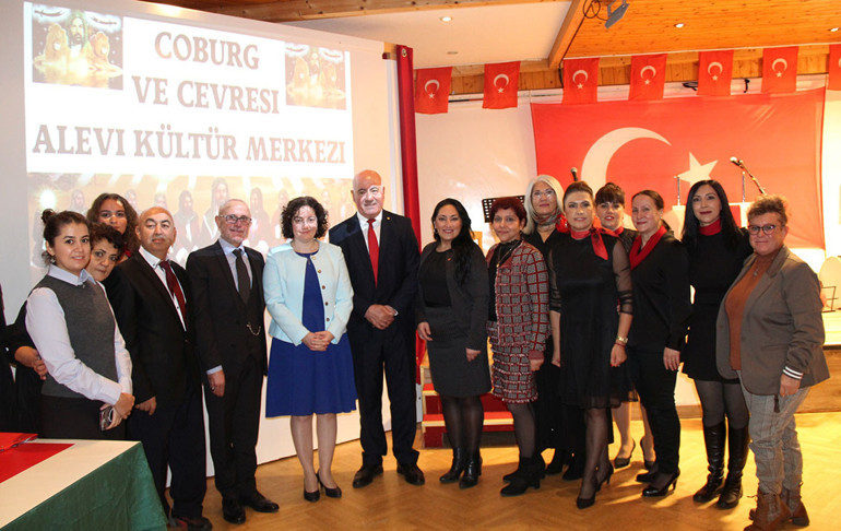 ‘Cumhuriyet’e sahip çıkmak hepimizin görevi’