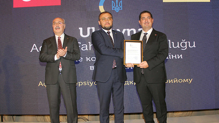 Ömer Faruk Sakarya, Ukrayna Adana Fahri Konsolosu oldu