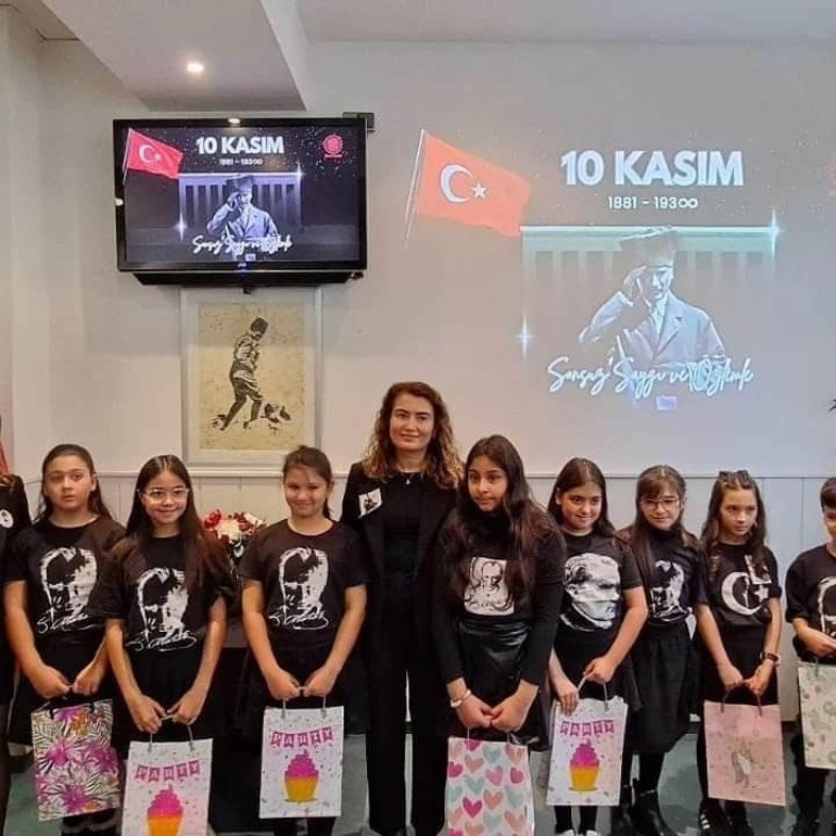 Ata’mızı her yerde andık