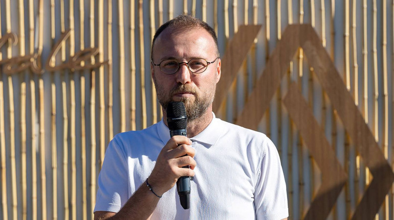 Ünlü isimler Yağmur Kalyoncu’nun Cunda Despot Evi’nde düzenlediği sağlık ve güzellik kampında buluştu