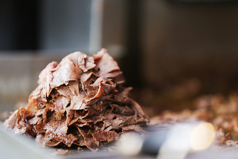 Yeni tağşiş ve taklitler açıklandı: Sütsüz peynir, ‘dil etli’ döner Uzmanlar uyardı, bu işaretlere dikkat | ‘Daha çok natamisin maddesinin dozu aşılarak ilave edildiğini görüyoruz’