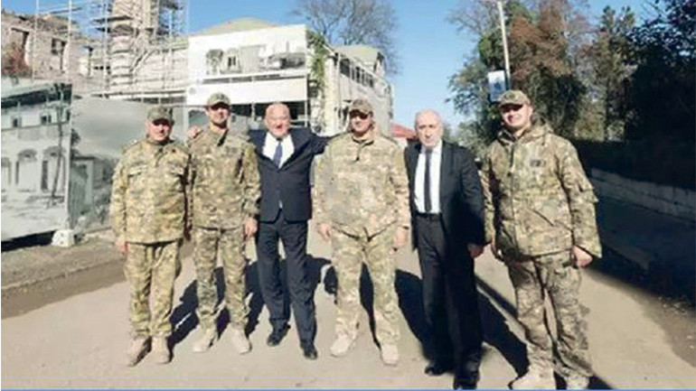 Bakü’de göğsümde bir gurur nişanı