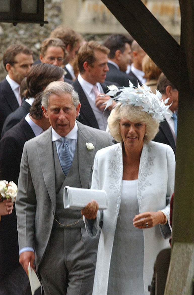 Herkes ona ‘yuva yıkan kadın’ derken sevgisinden vazgeçmedi… Kraliçenin gözyaşları… Büyük aşkın güneşi yakında batacak