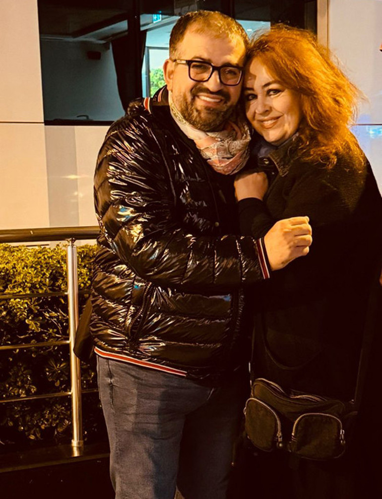 Ayşe Mine, ABDli Kevin Costner ile aşk yaşıyor