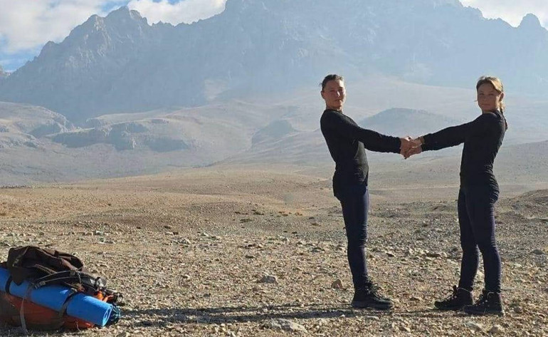 Kayıp Belaruslu ikiz kardeşler için arama çalışmasında ikinci gün