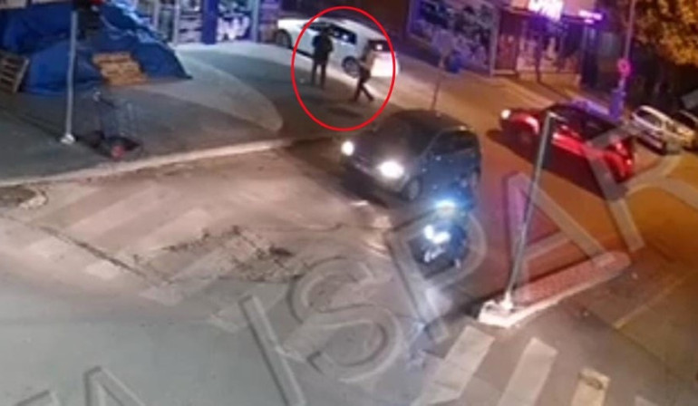 Belediye personeli gibi giyinip meydanda kaçak kazı yaptılar... Nedeni akıl alır gibi değil Emniyet müdür vekili böyle yakaladı