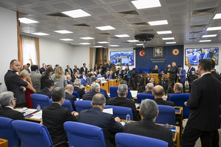 TBMMde İçişleri Bakanlığı bütçe görüşmesinde gerginlik