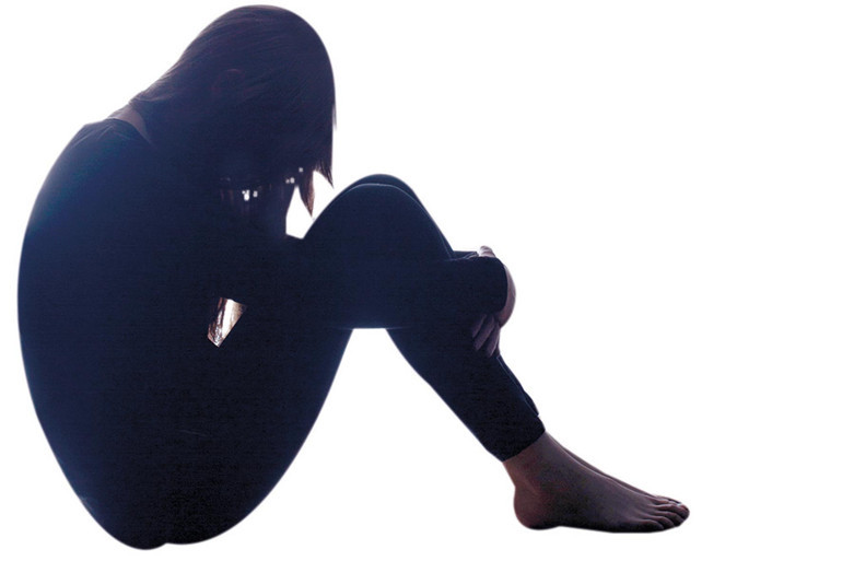 Uyuşturucu ve kumar bağımlılığı tırmanıyor