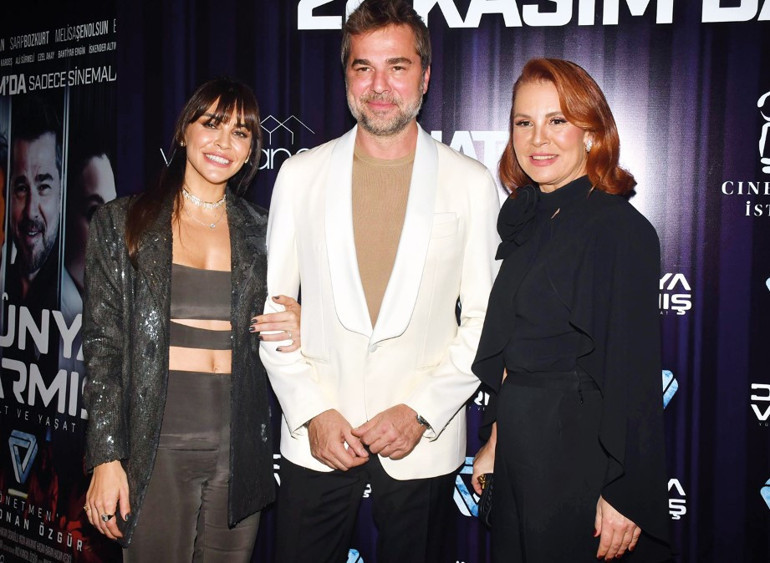 Galaya kıyafeti ile damga vurdu... Bu bir beyazperde filmi