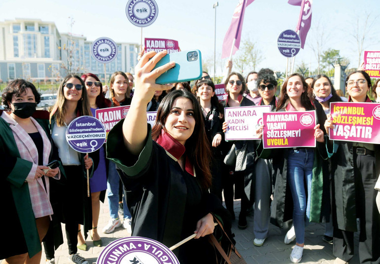 Ölümlerin gölgesinde bir yıl daha: 365 gün dolmadan 405 kadın katledildi