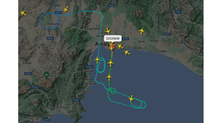 Beklenen kar yağışı başladı: Birçok il beyaza büründü... Anadolu Otoyolunda trafik durdu