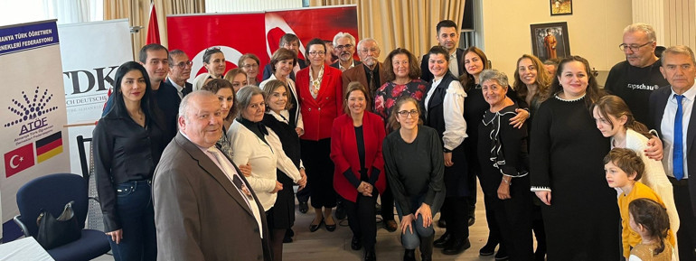 Eğitim elçileri Almanya’da buluştu
