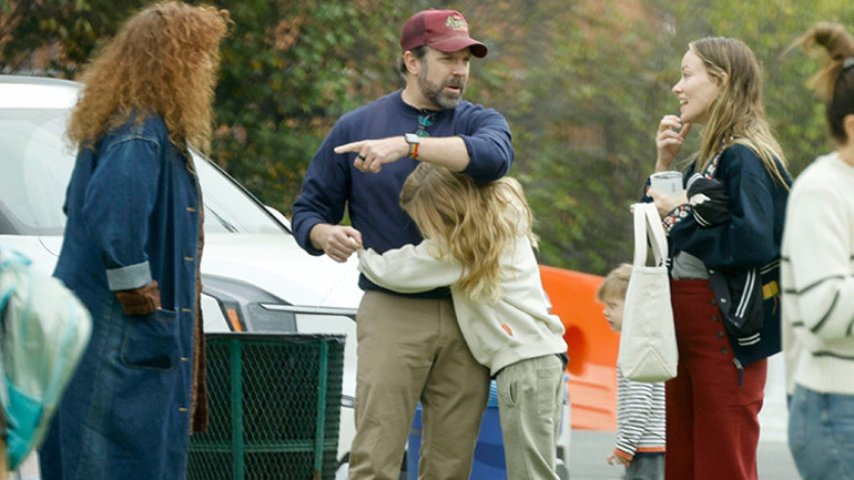 Ayrılırken kendini arabasının önüne atmıştı… Yeni sevgilisini eskisiyle tanıştırdı