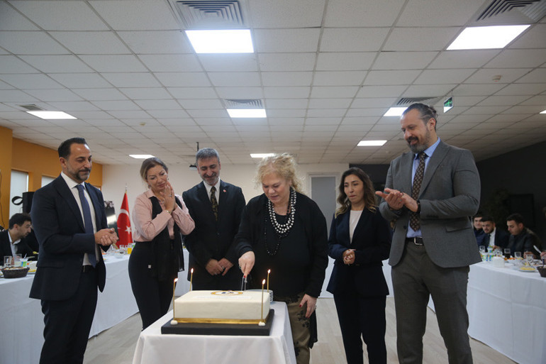 Demirören Medya Lisesi’nden unutulmaz Öğretmenler Günü etkinliği