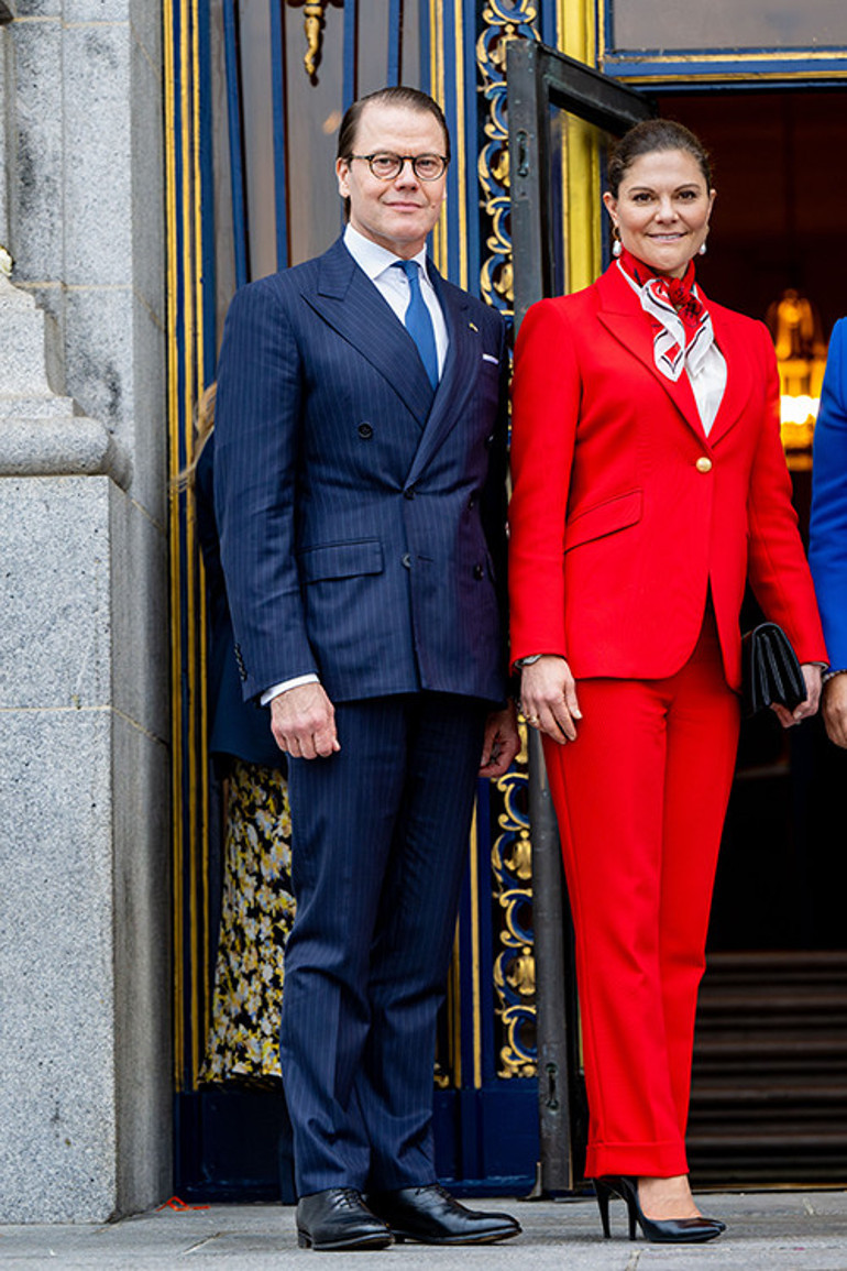 Herkese tepeden bakamazsın Kate