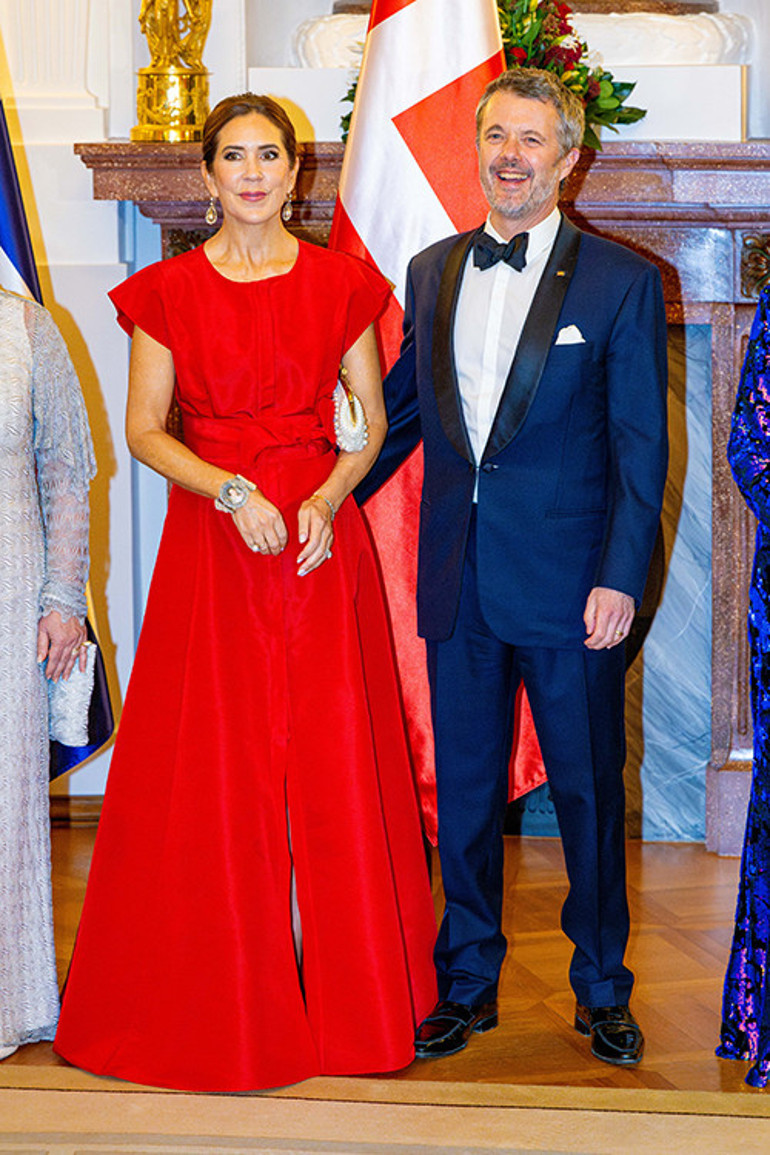 Herkese tepeden bakamazsın Kate