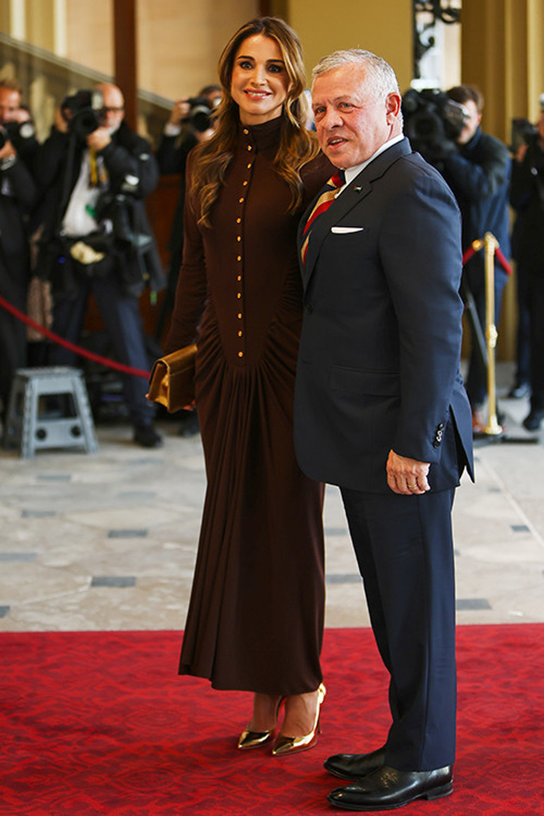 Herkese tepeden bakamazsın Kate