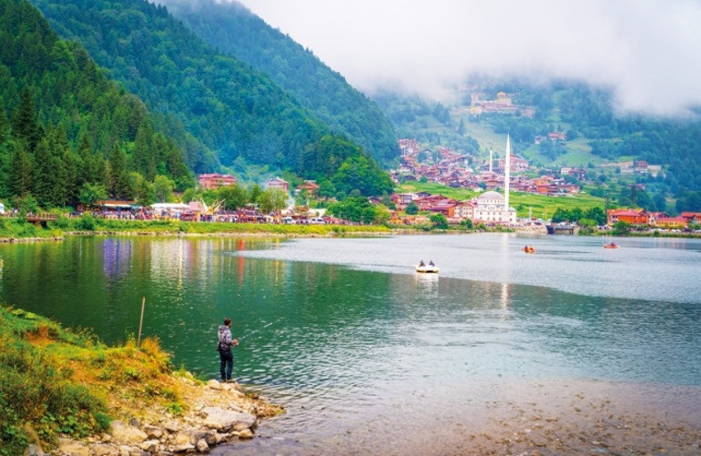 Bu göz kamaştırıcı yollar hiç bitmesin isteyeceksiniz