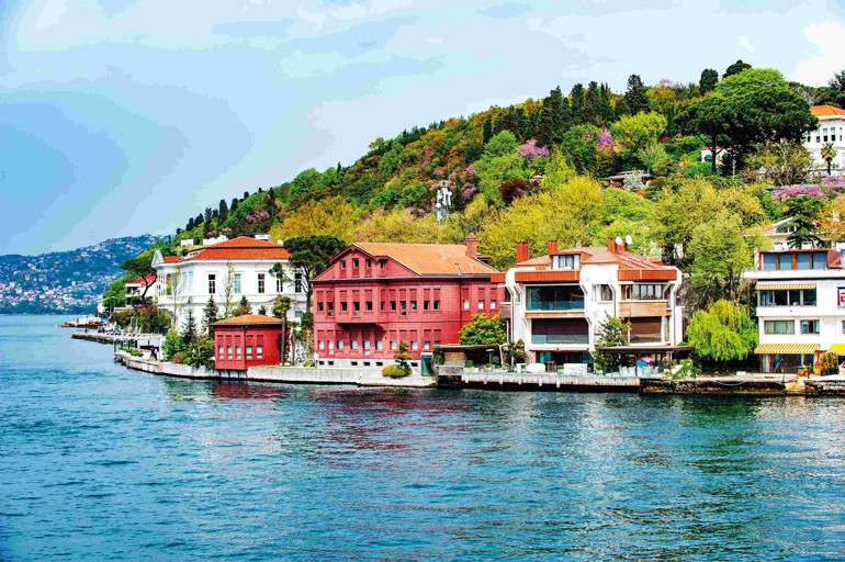 Anlat İstanbul... Var mı senden daha güzeli bu dünyada