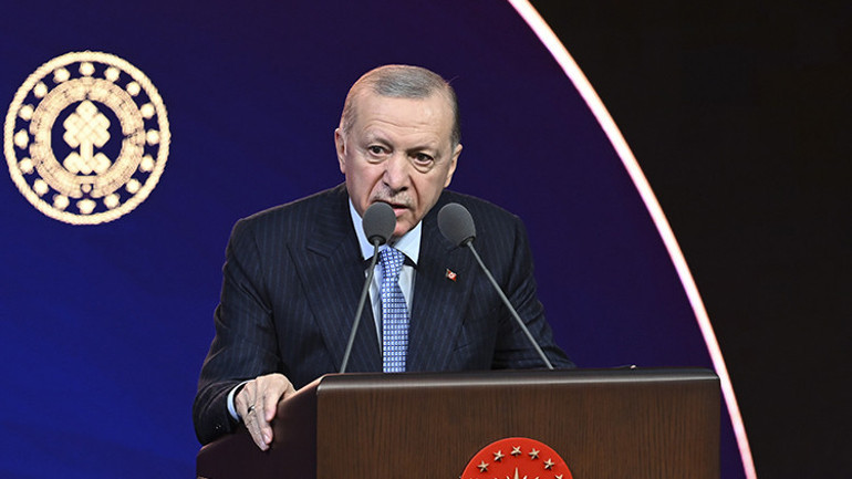 Son dakika haberi... Cumhurbaşkanı Erdoğan: Küreselleşme kültürel yozlaşmayı beraberinden getirdi