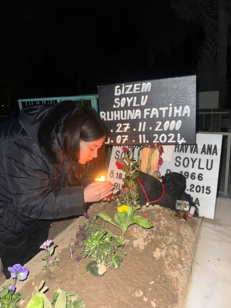 Annem, babam, şimdi de kardeşim... Bir mezara 3 kişiyi gömdüm | 24 yaşındaki Gizemin kahreden ölümü İkizinin feryadı yürekleri dağladı