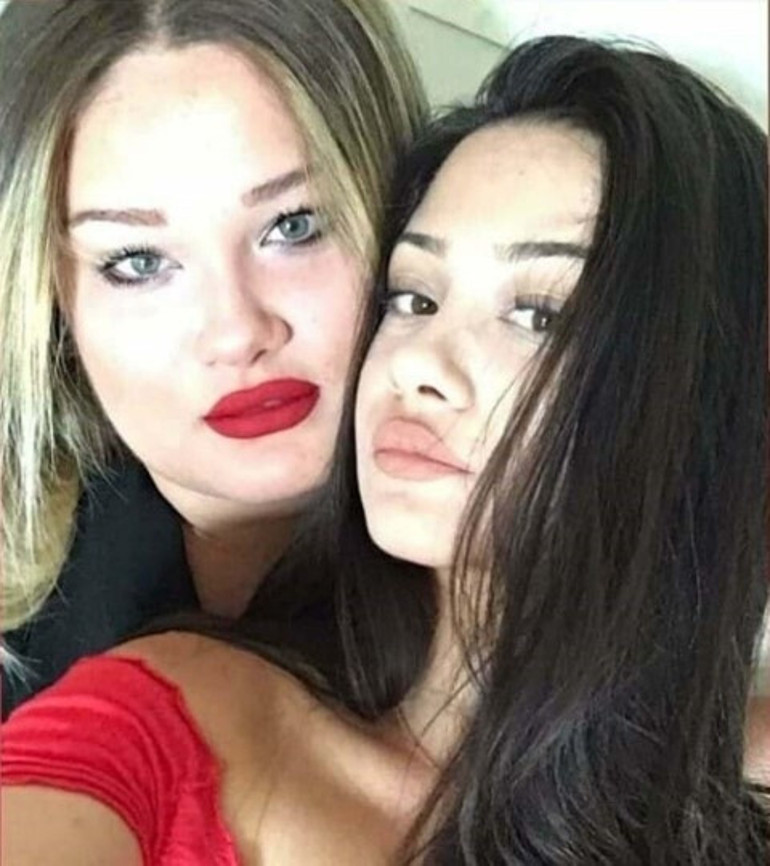 Annem, babam, şimdi de kardeşim... Bir mezara 3 kişiyi gömdüm | 24 yaşındaki Gizemin kahreden ölümü İkizinin feryadı yürekleri dağladı