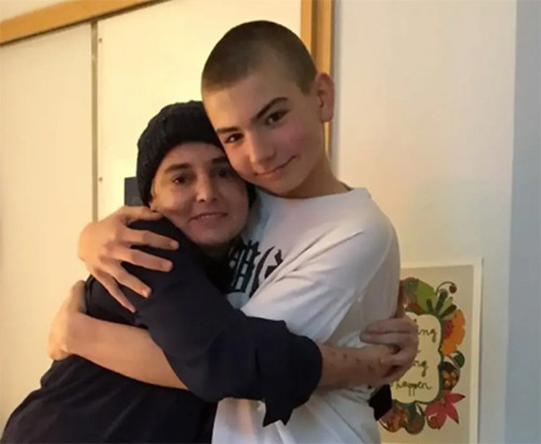 Ünlü şarkıcı, oğlundan 18 ay sonra ölmüştü... Onlar birbirlerine bağımlıydı...Evlâdı olmadan zaten yaşayamazdı