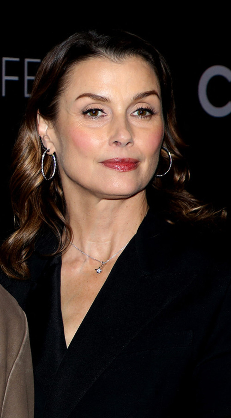 Dizi bitti, onun tuttuğu yas bitmedi... Ünlü oyuncunun içi kan ağlıyor: Ailem dağılmış gibi hissediyorum