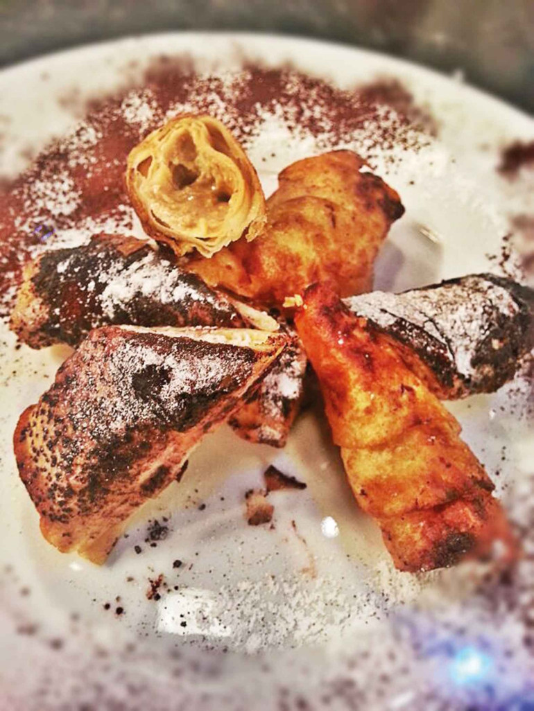 Kat kat kebap, pilav ve helva