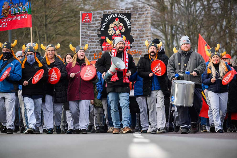 ‘VW uzlaşmazsa, tarihte görülmemiş bir...’