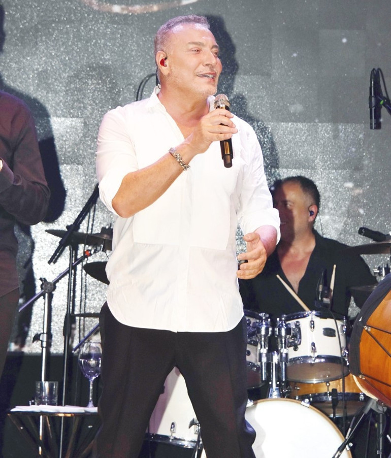 63 yaşındaki Hakan Pekerden estetik açıklaması